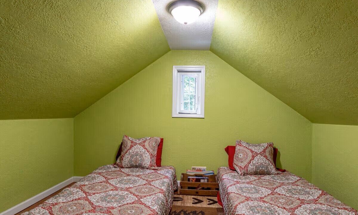 Photo of Bedroom in Beech Mountain