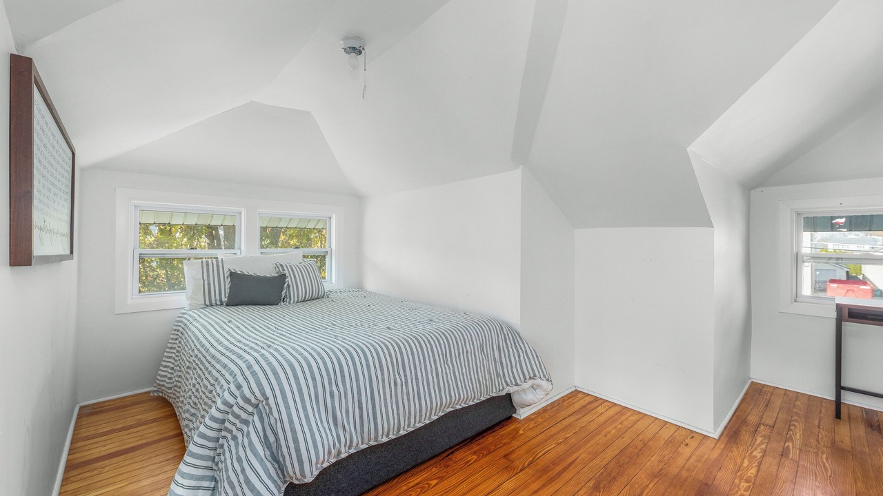 Photo of Bedroom in Long Branch