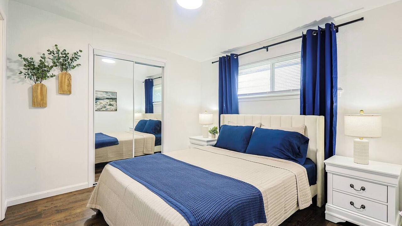 Photo of Bedroom in Maryville