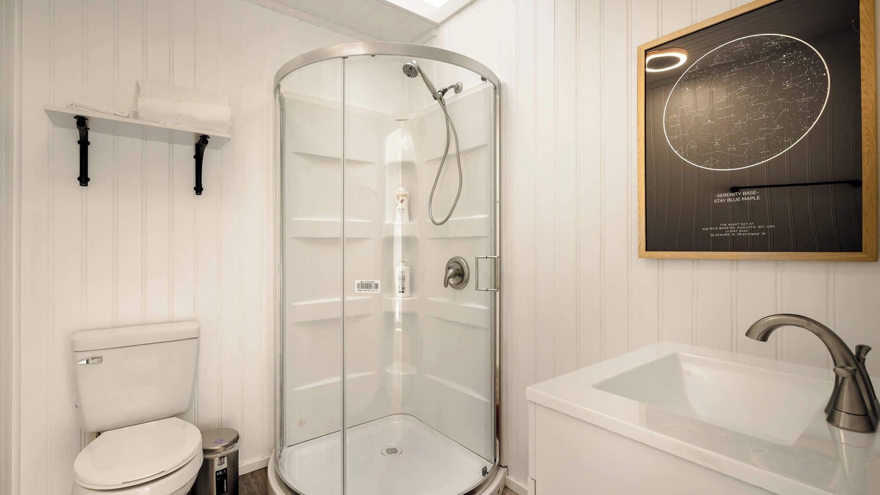 Photo of Bathroom in Capon Bridge