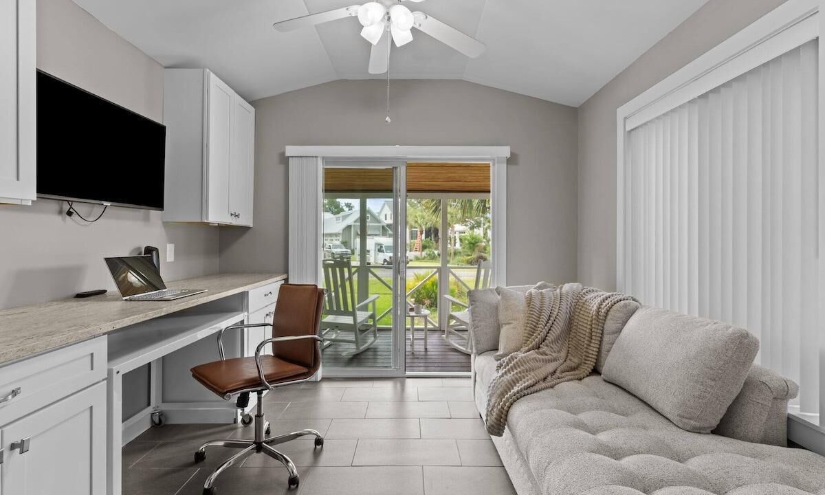 Photo of Livingroom in Ogden