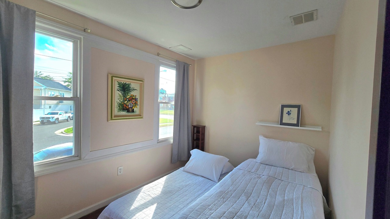 Photo of Bedroom in Keansburg