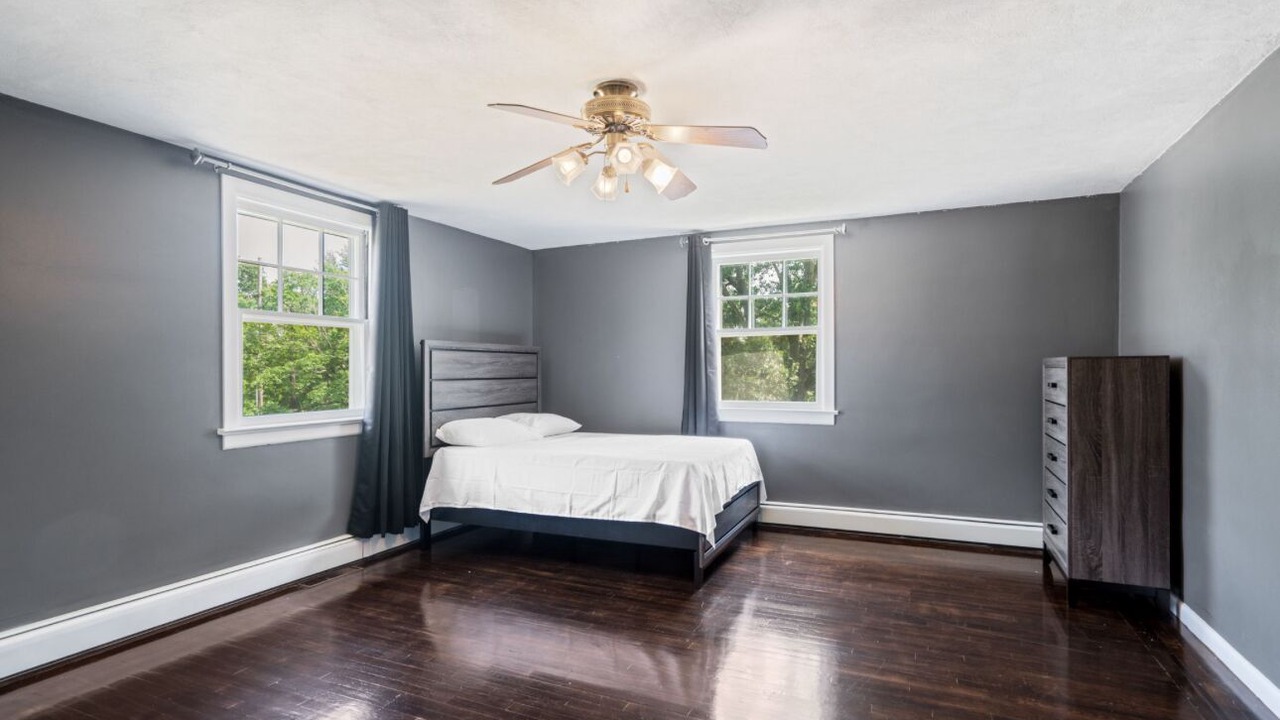 Photo of Bedroom in Grenloch