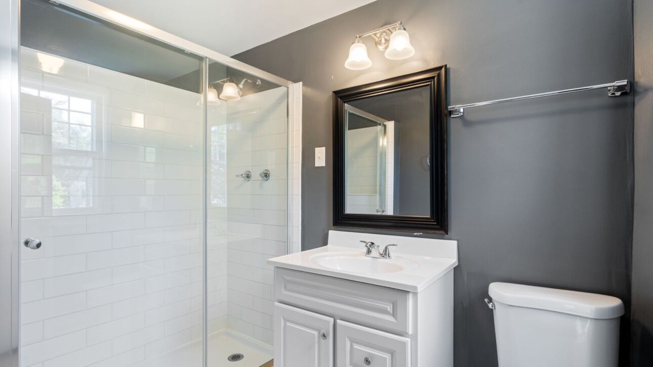 Photo of Bathroom in Grenloch