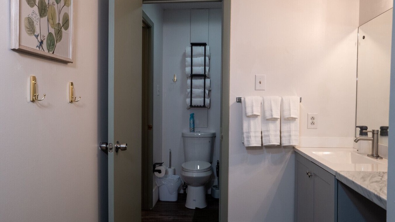 Photo of Bathroom in Ashley Oaks