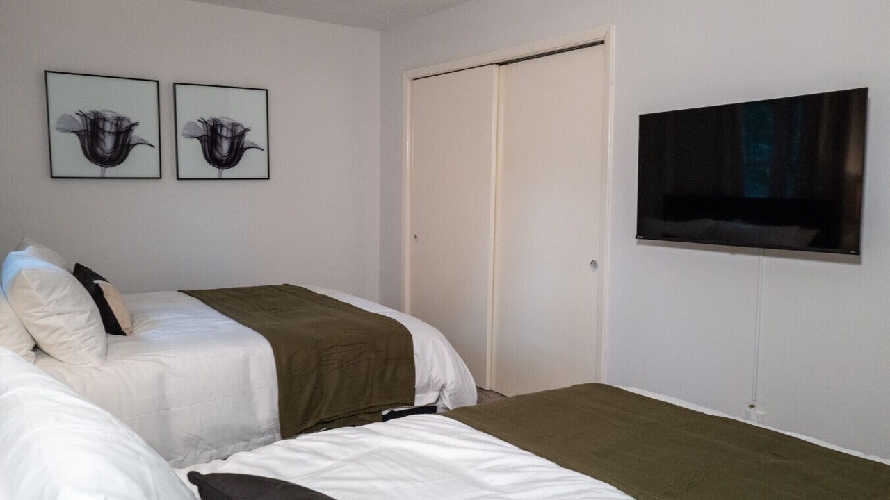 Photo of Bedroom in Ashley Oaks