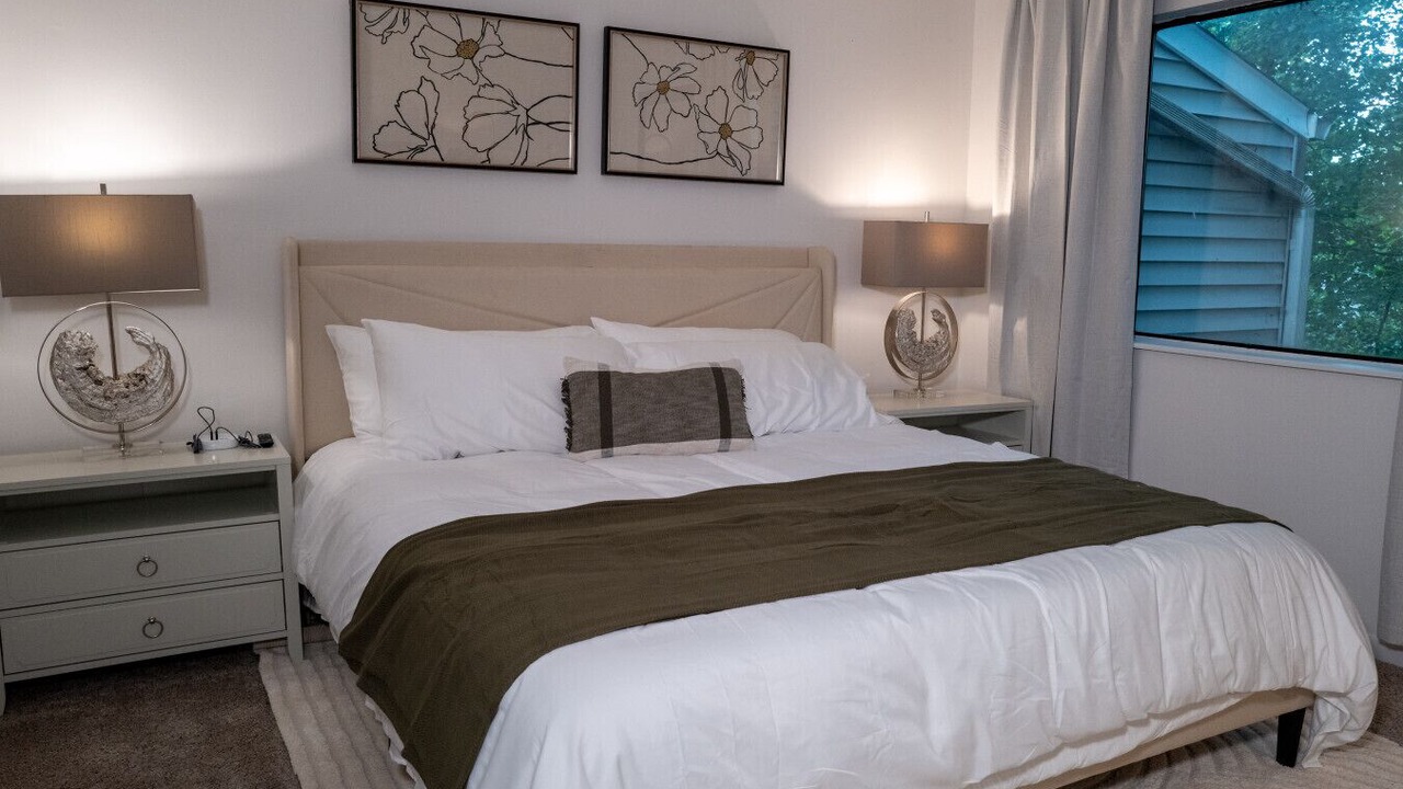 Photo of Bedroom in Ashley Oaks