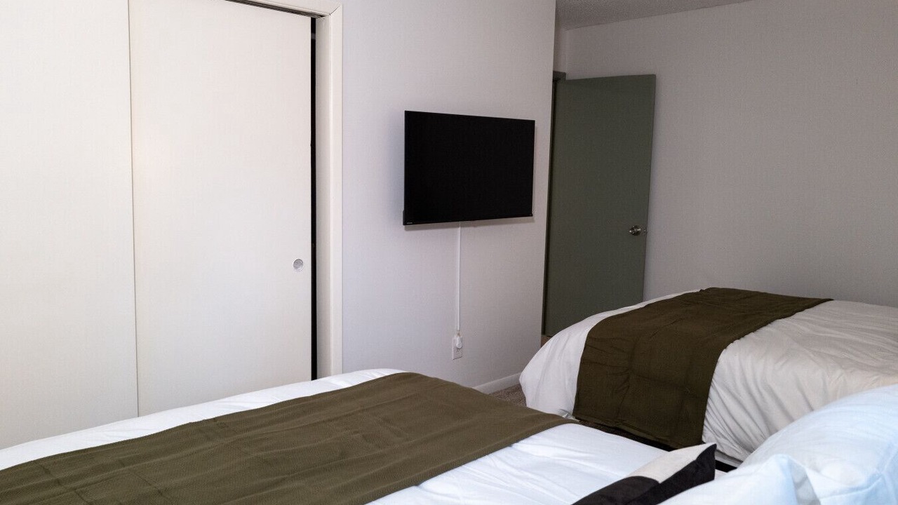 Photo of Bedroom in Ashley Oaks