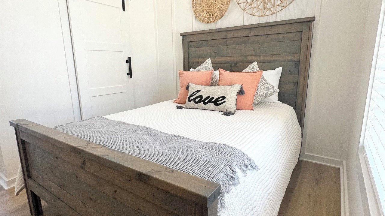 Photo of Bedroom in Tracy City