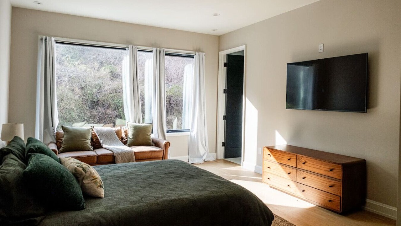 Photo of Bedroom in Hopelawn