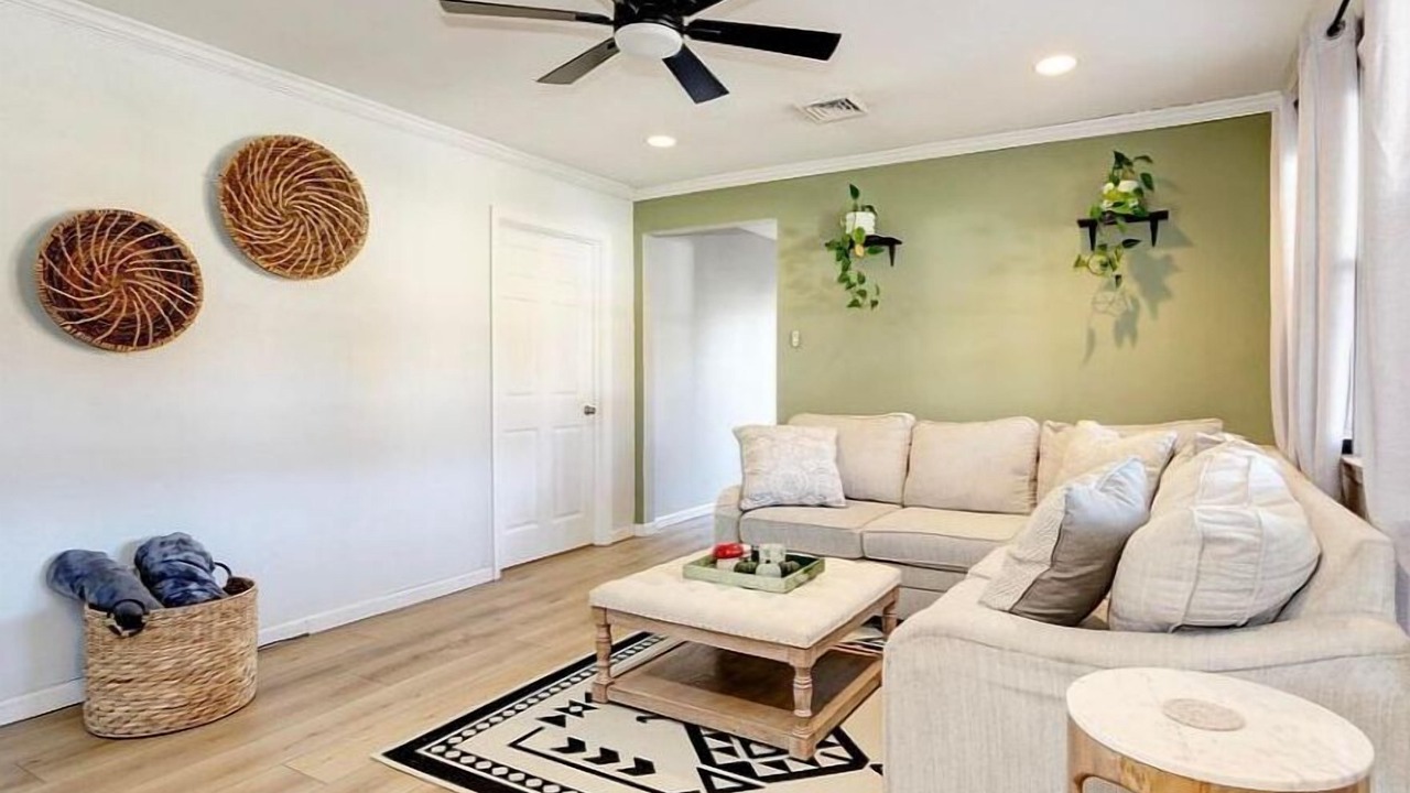 Photo of Livingroom in Somers Point