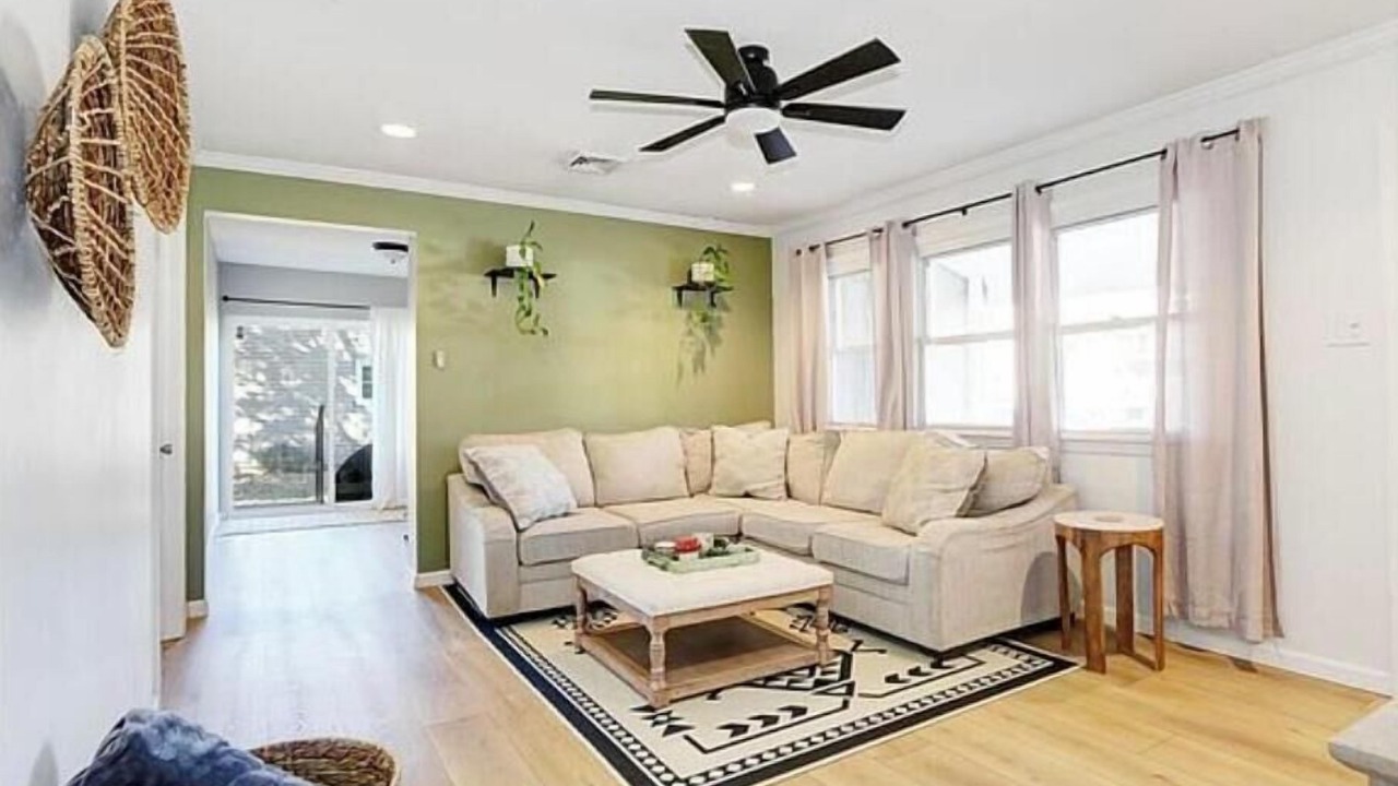 Photo of Livingroom in Somers Point