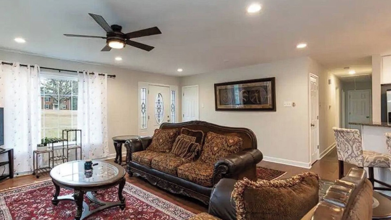 Photo of Livingroom in Durham