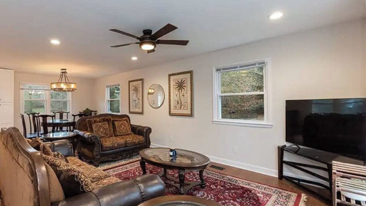 Photo of Livingroom in Durham