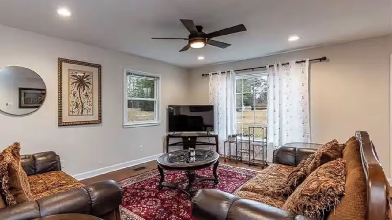 Photo of Livingroom in Durham