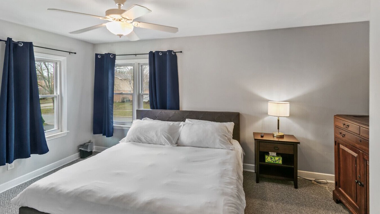 Photo of Bedroom in Libertyville