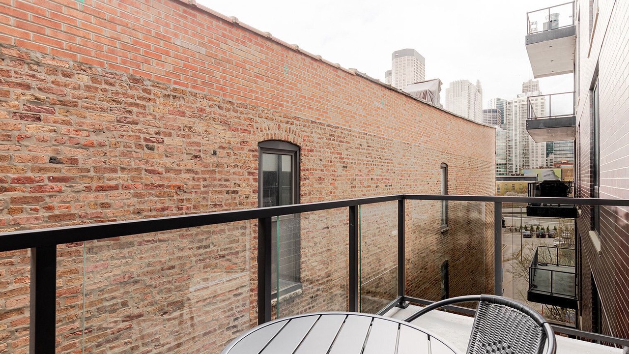 Photo of Outdoor in Greektown