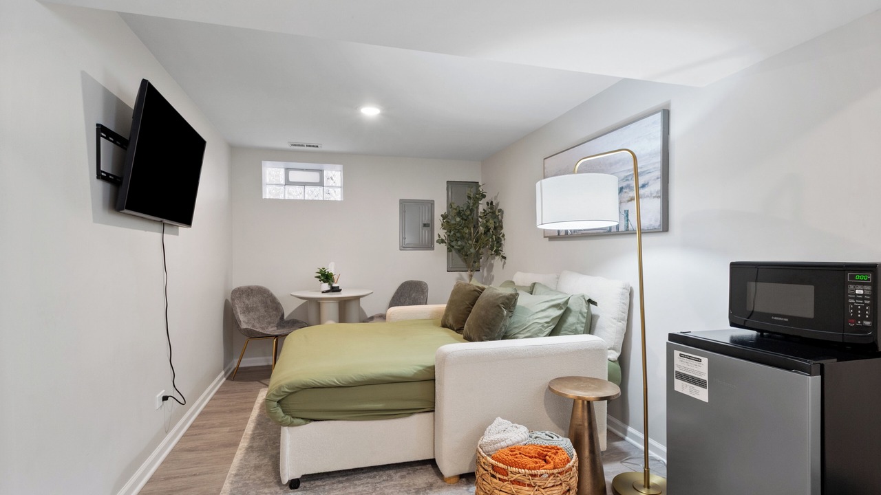 Photo of Livingroom in West Ridge