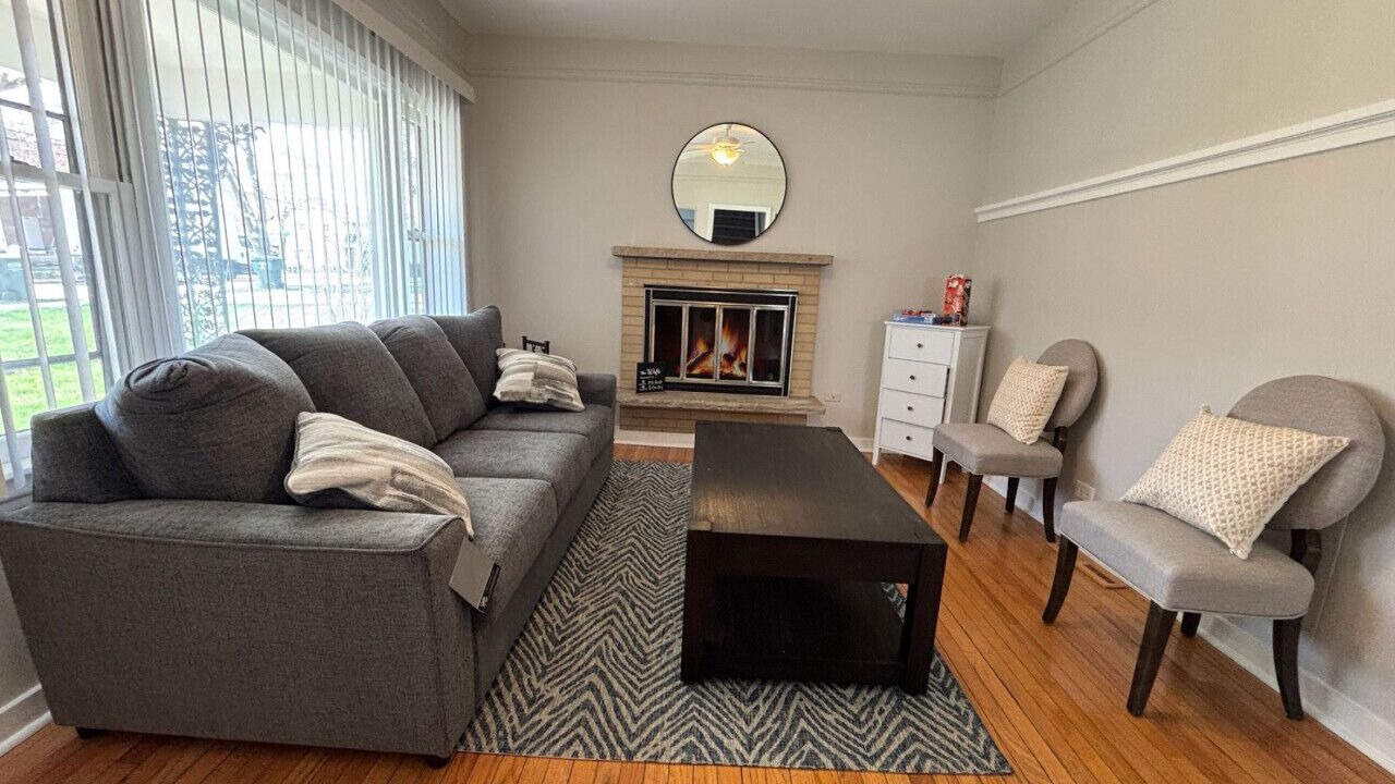 Photo of Livingroom in Libertyville