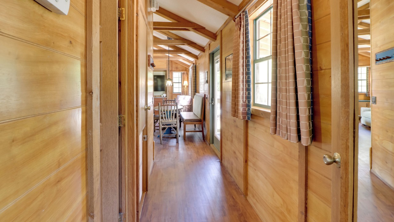 Photo of Livingroom in Heflin