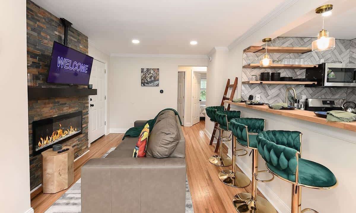 Photo of Livingroom in Parkville
