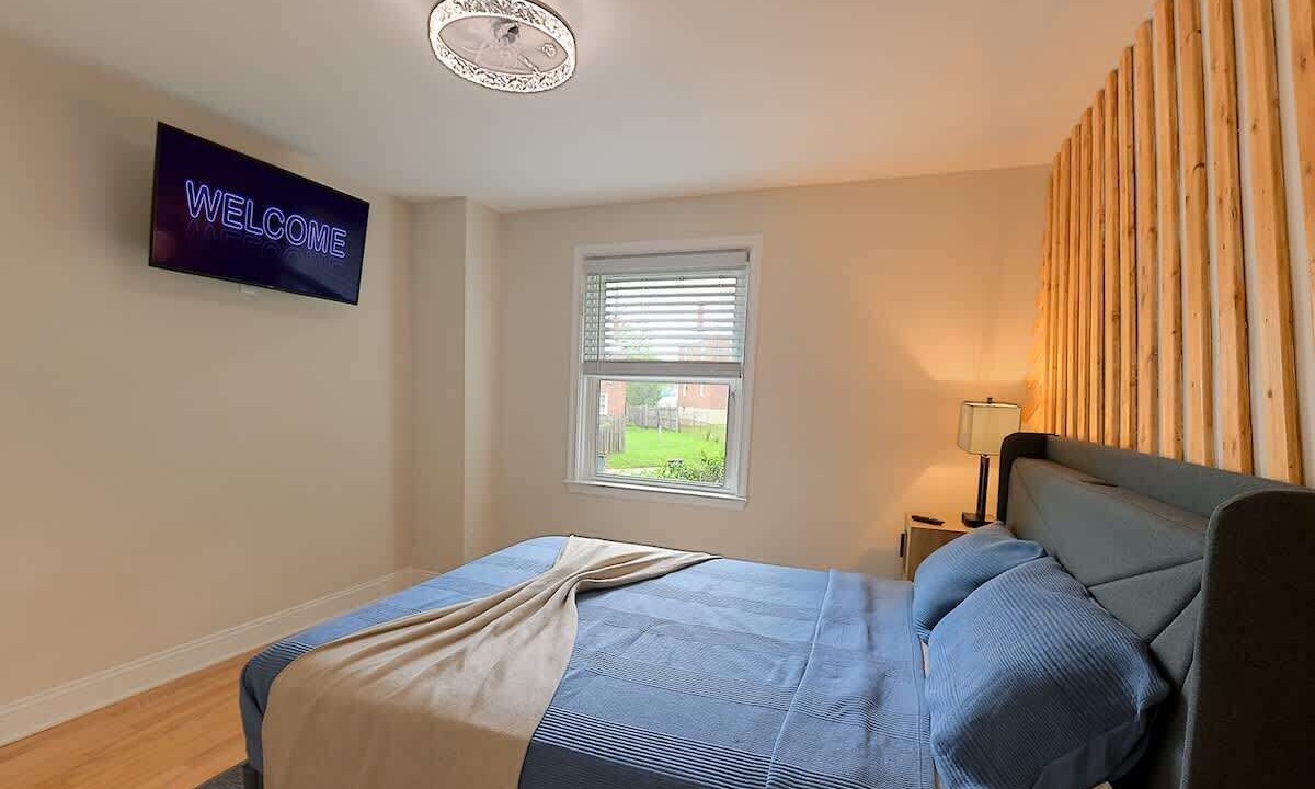 Photo of Bedroom in Parkville