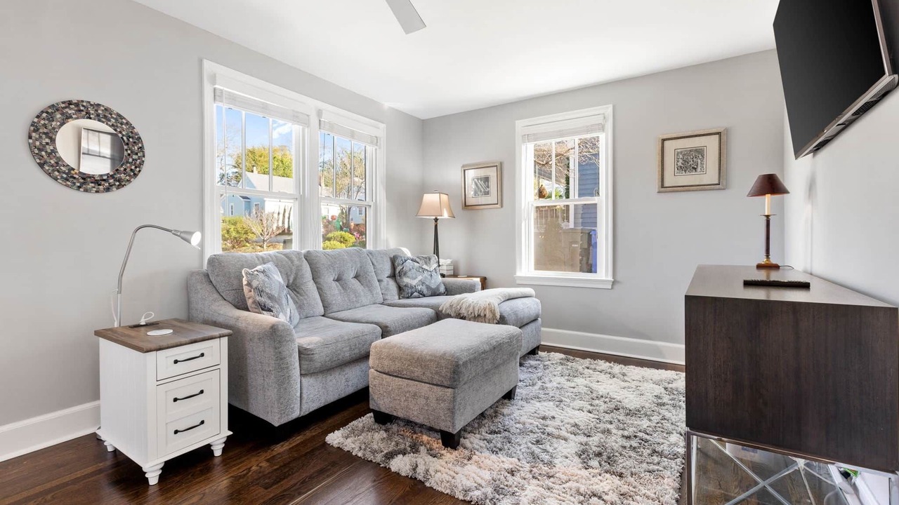 Photo of Livingroom in Earlewood
