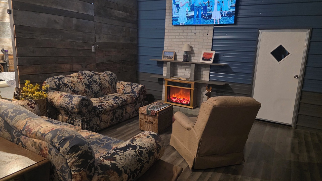 Photo of Livingroom in Hunnewell