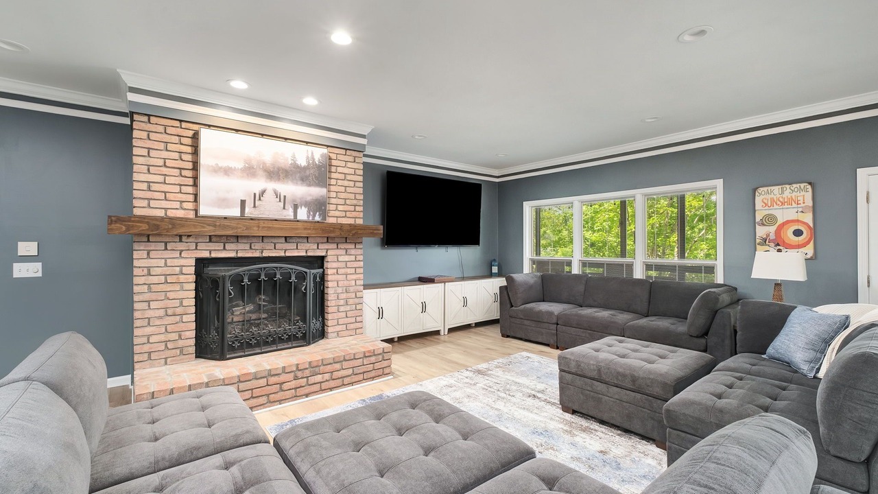 Photo of Livingroom in Crane Hill