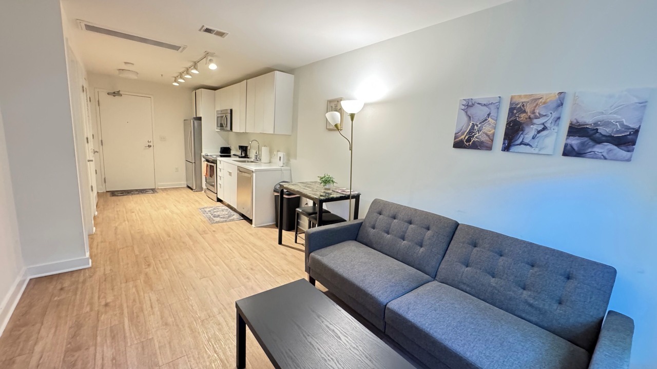 Photo of Livingroom in H Street Corridor