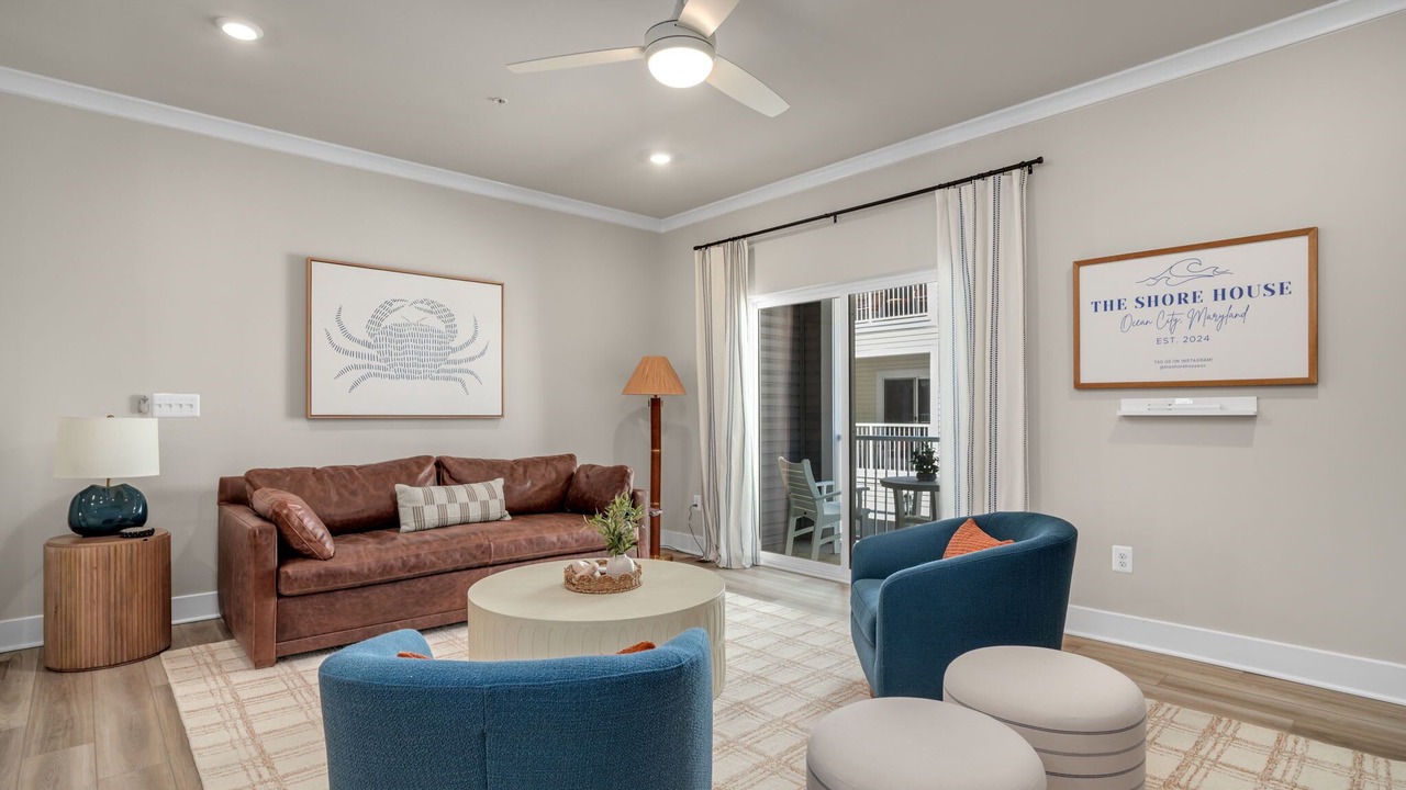Photo of Livingroom in Caine Woods