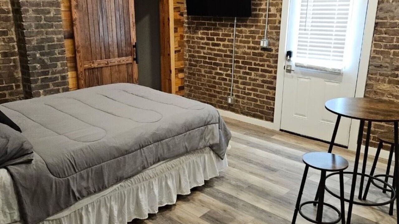 Photo of Bedroom in Maryville