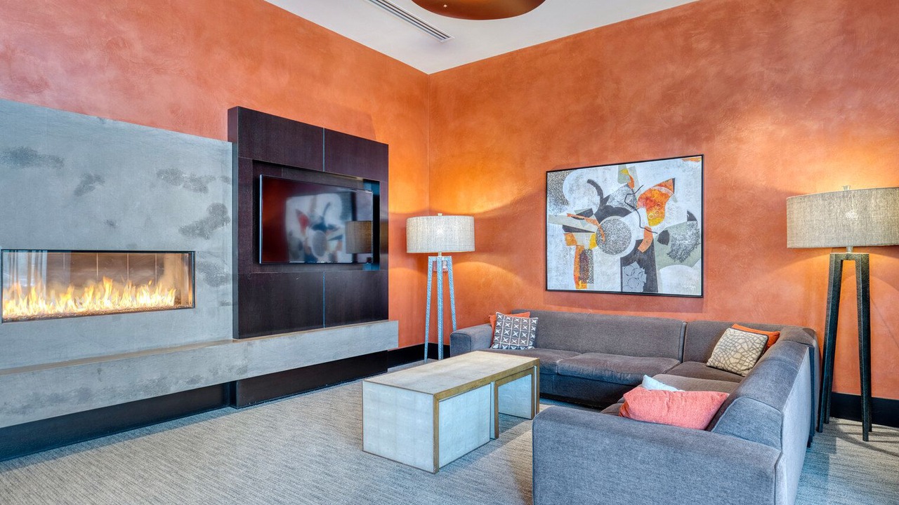 Photo of Livingroom in Woodmont Triangle