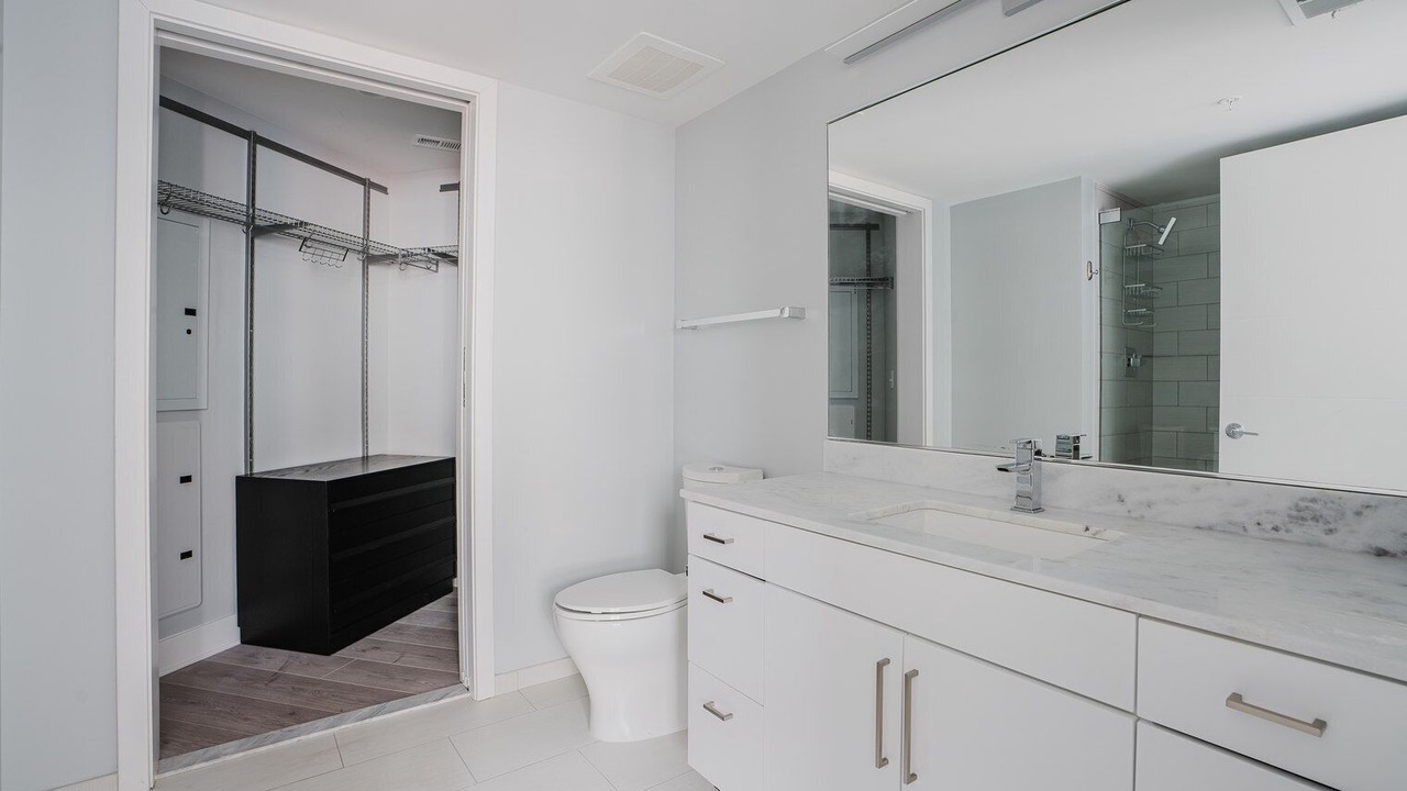 Photo of Bathroom in Woodmont Triangle