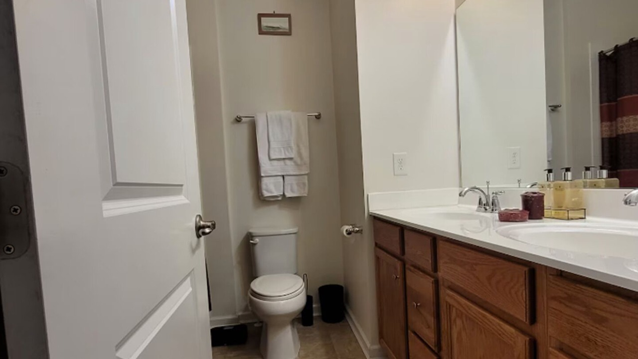 Photo of Bathroom in Grenloch