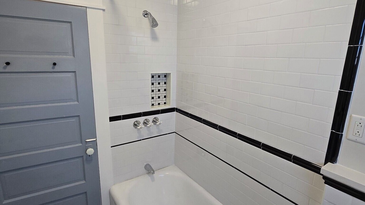 Photo of Bathroom in Margate City