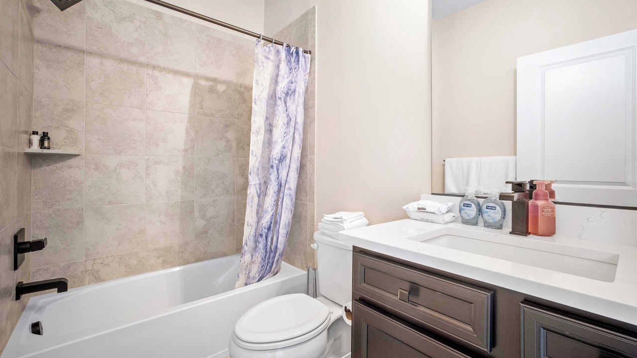 Photo of Bathroom in Linganore-Bartonsville