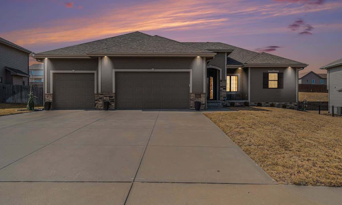 Photo of Outdoor in Millard