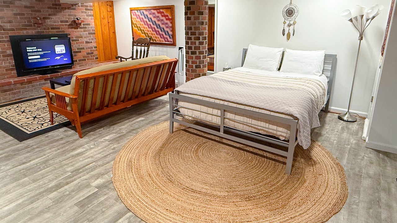 Photo of Bedroom in Greenbelt