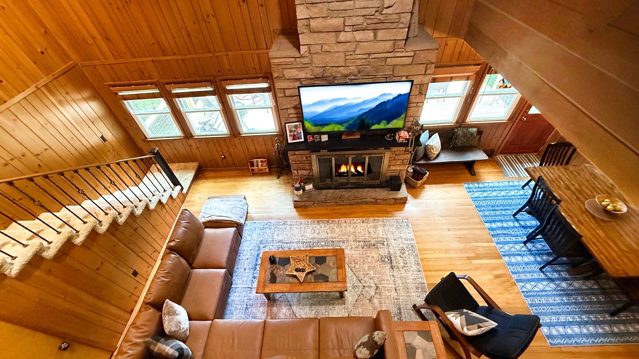 Photo of Livingroom in Charter Hills