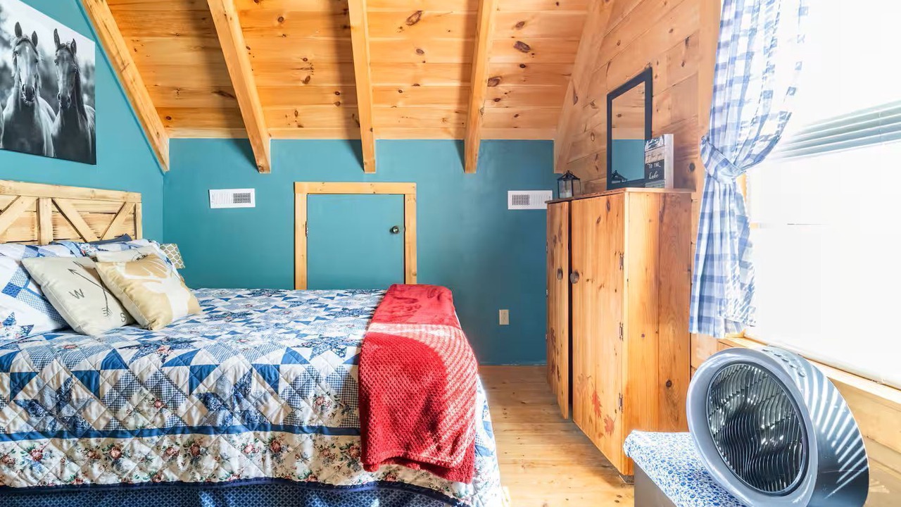 Photo of Bedroom in Dunlap
