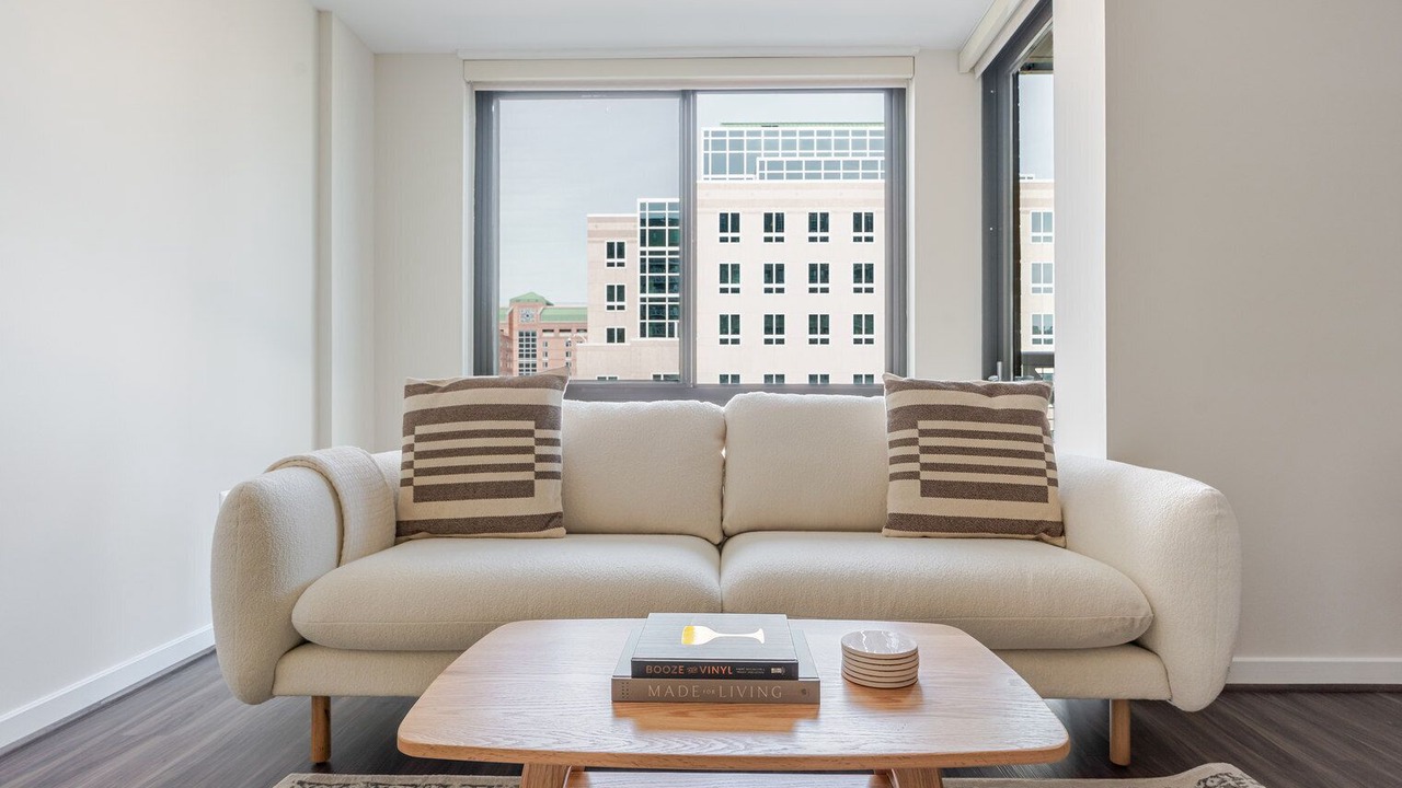 Photo of Livingroom in Ballston