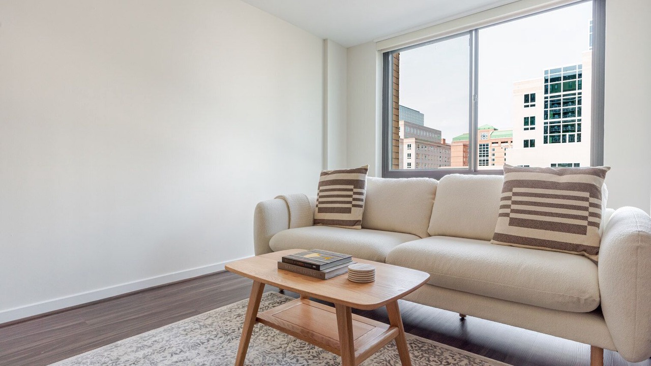 Photo of Livingroom in Ballston