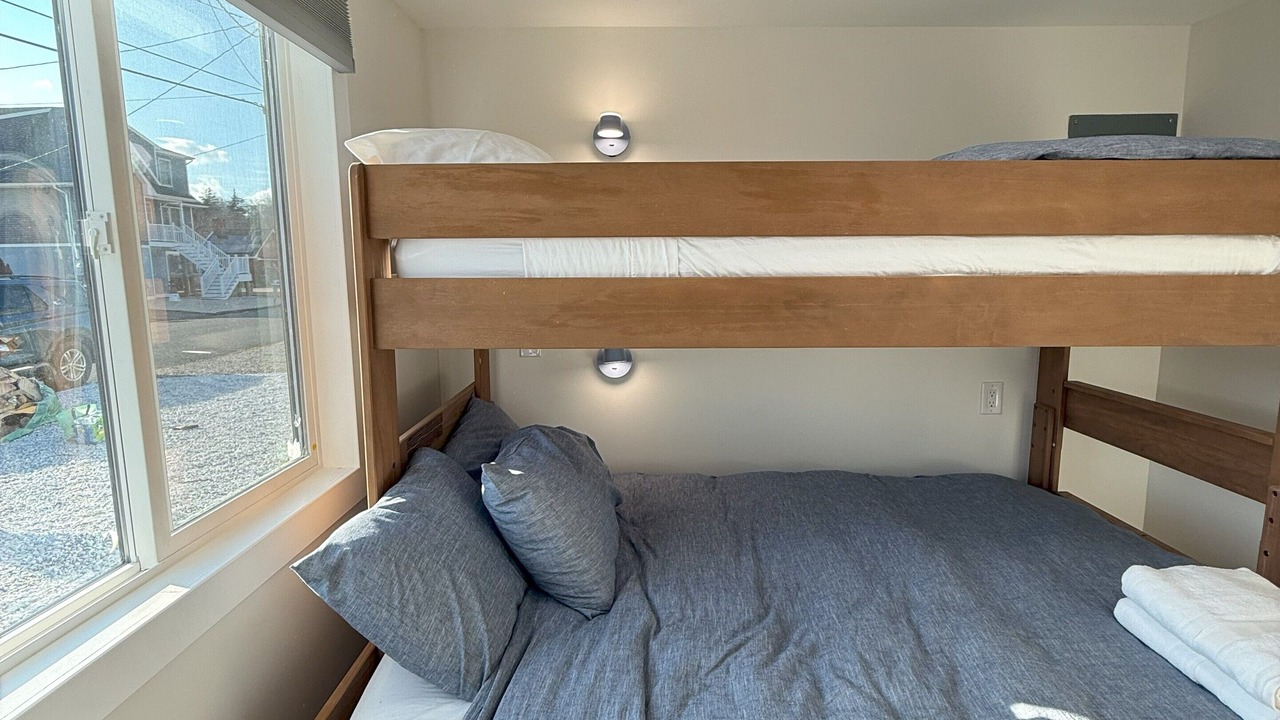 Photo of Bedroom in Bayville