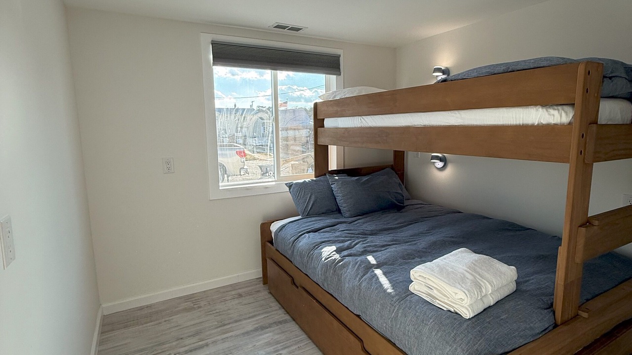 Photo of Bedroom in Bayville