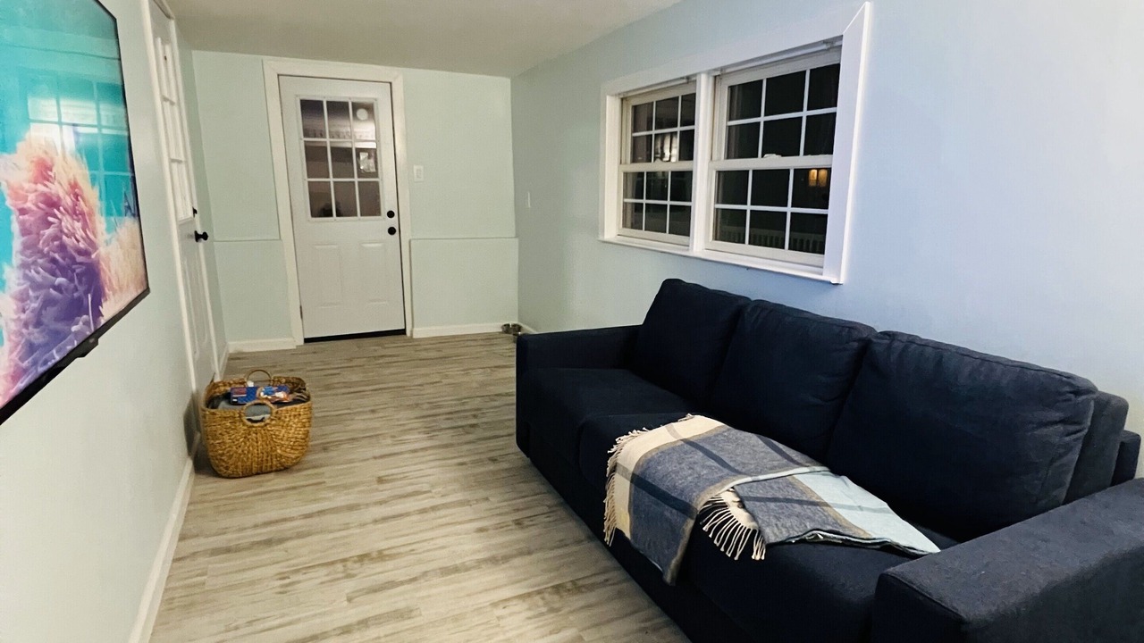 Photo of Livingroom in Bayville