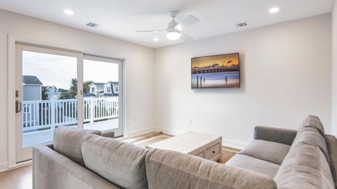 Photo of Livingroom in Ship Bottom
