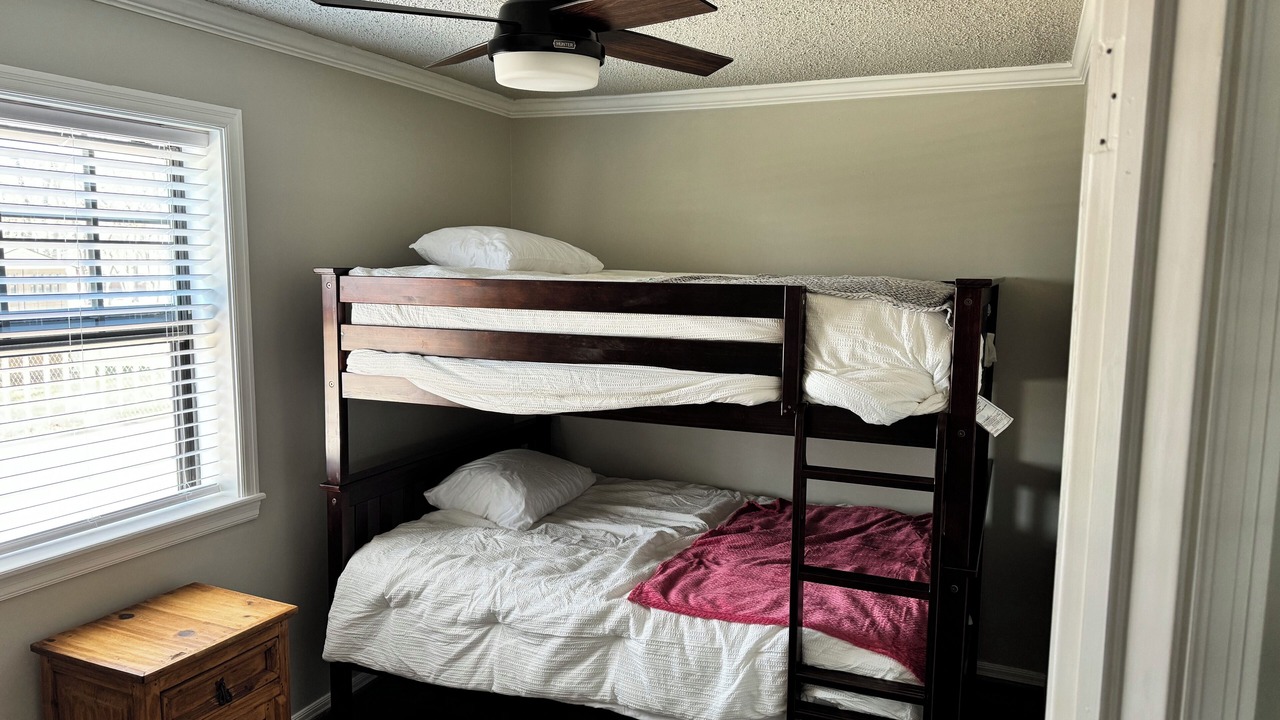 Photo of Bedroom in Vinita