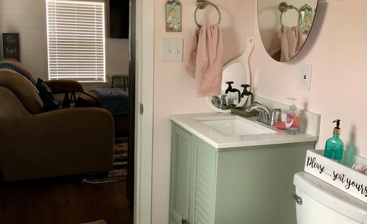 Photo of Bathroom in Loretto