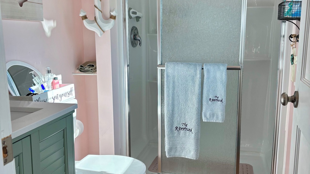Photo of Bathroom in Loretto